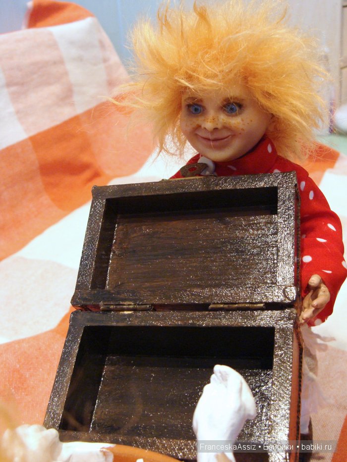 Домовые, сундуки... Авторские куклы (фото 2)