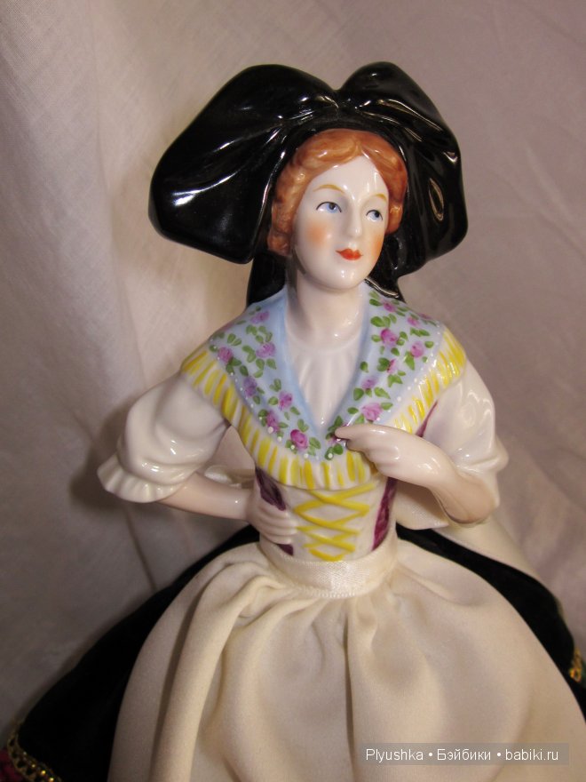 Продолжаем знакомство. Снова фарфор, снова винтаж... Чайные Дамы Goebel (фото 3)