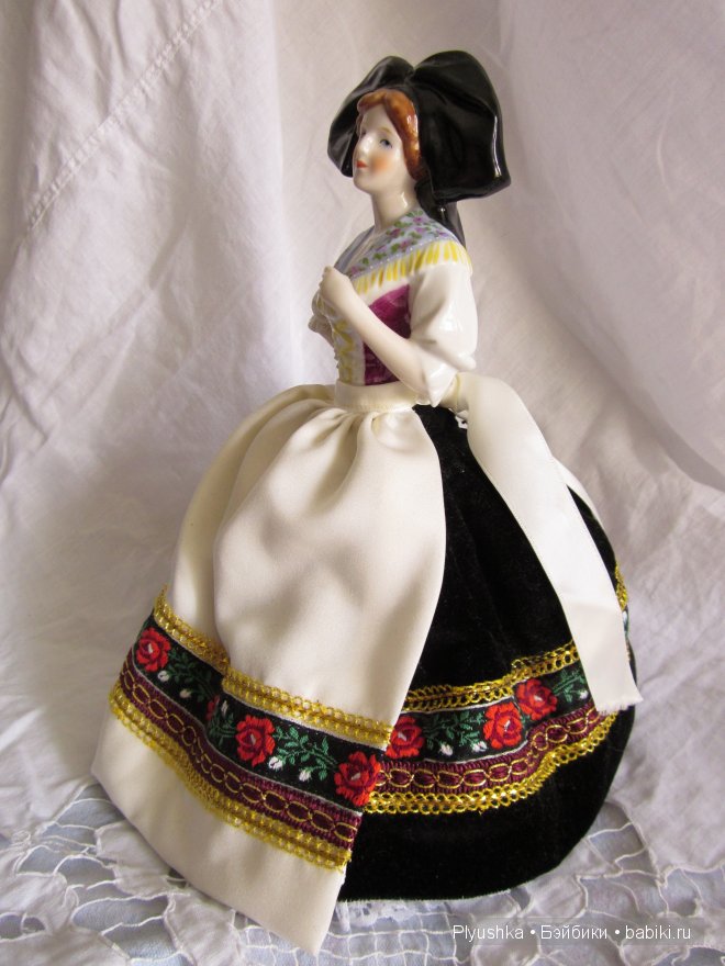 Продолжаем знакомство. Снова фарфор, снова винтаж... Чайные Дамы Goebel (фото 2)