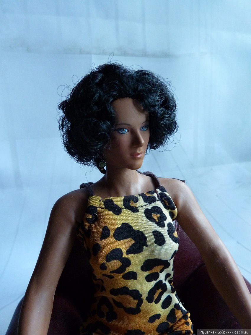 Вечер. Она. Он. Куклы Phicen