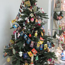 "Волшебство советской ёлки". Выставка ёлочных игрушек 1930-80 годов