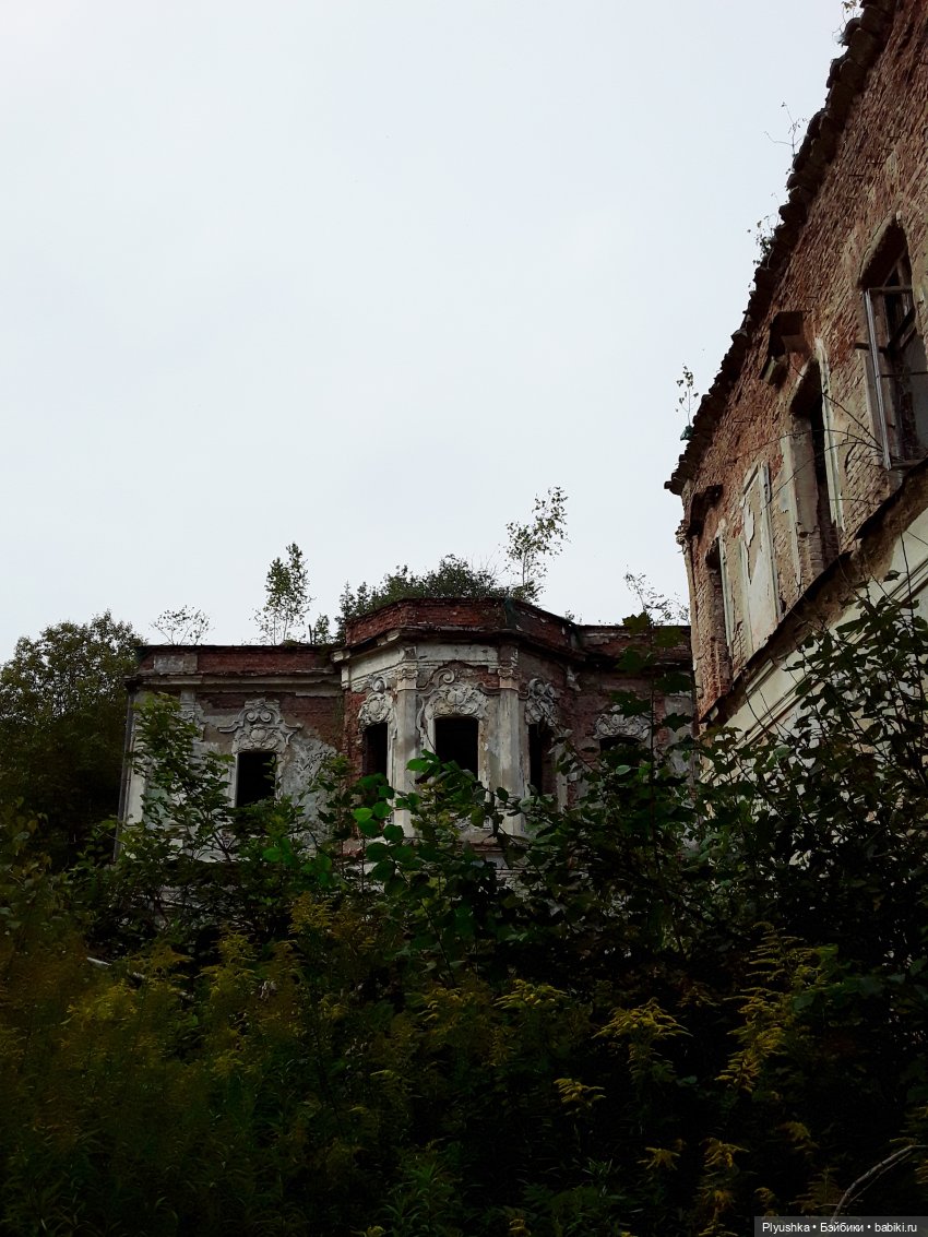 Варвара и старинные усадьбы. Заброшенные и не очень