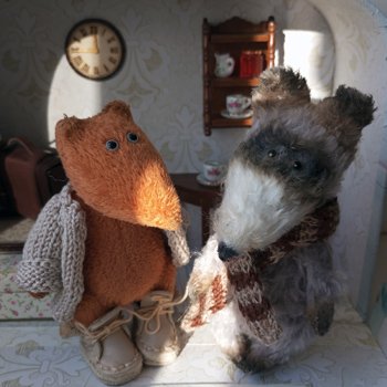 Люк встречает гостей + немного Бони + много подснежников