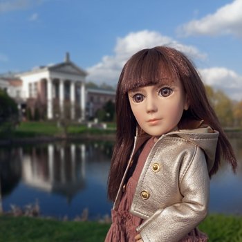 Камелия гуляет