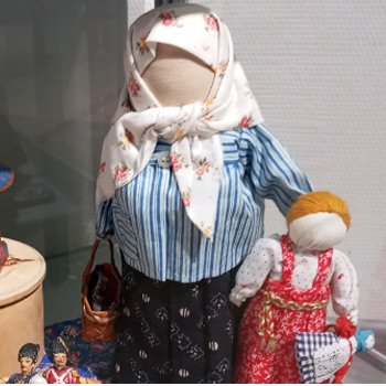 Выставка традиционных тряпичных кукол