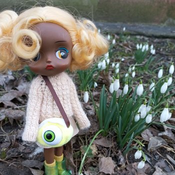 Буся и подснежники