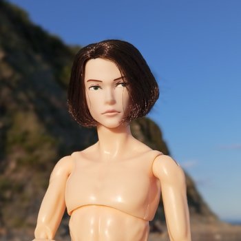 Горы. Море. Хиро.