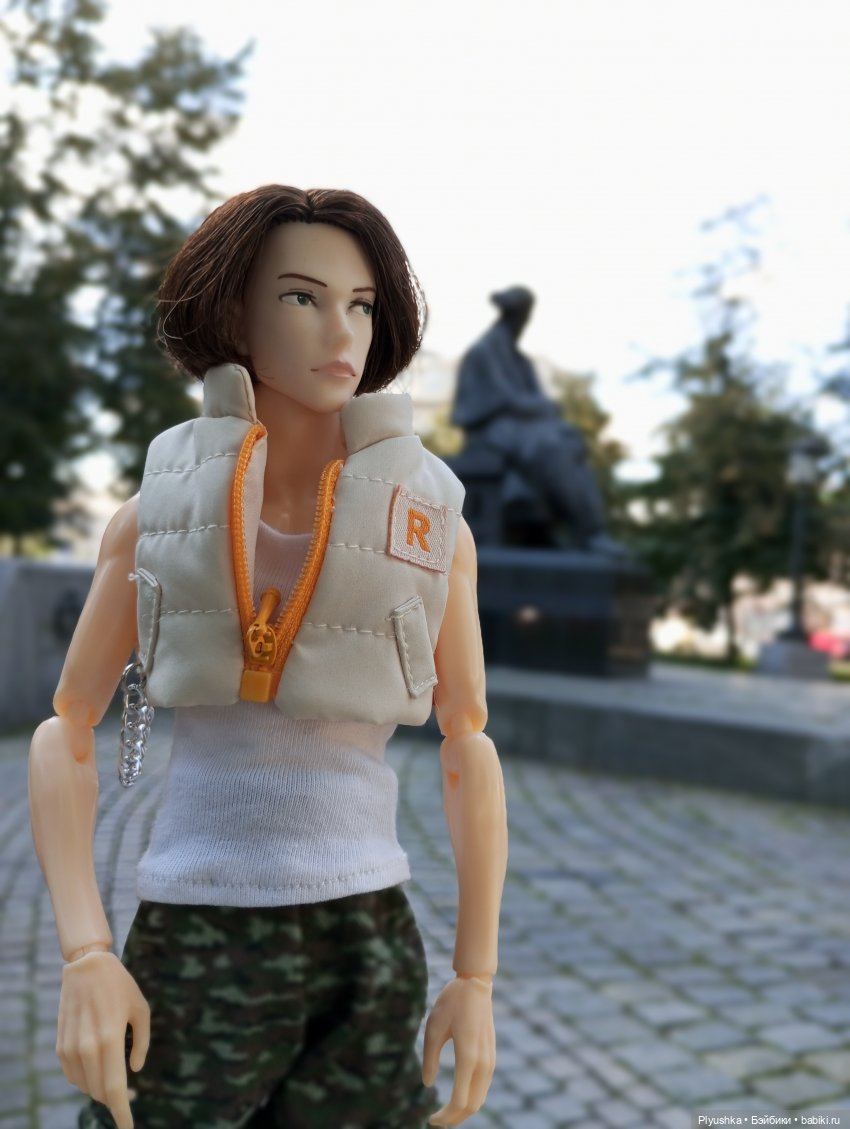 Хиро гуляет по Москве — Куклы Momoko и Ruruko (Petworks