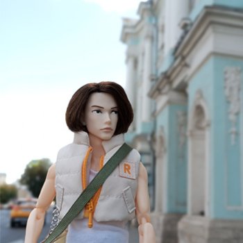 Хиро гуляет по Москве