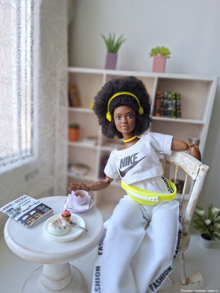 Куклы Barbie (Барби): Looks