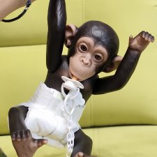 Обезьянка Baby Chimp