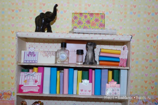Вот такой вот шкафчик для кукол (фото 4)
