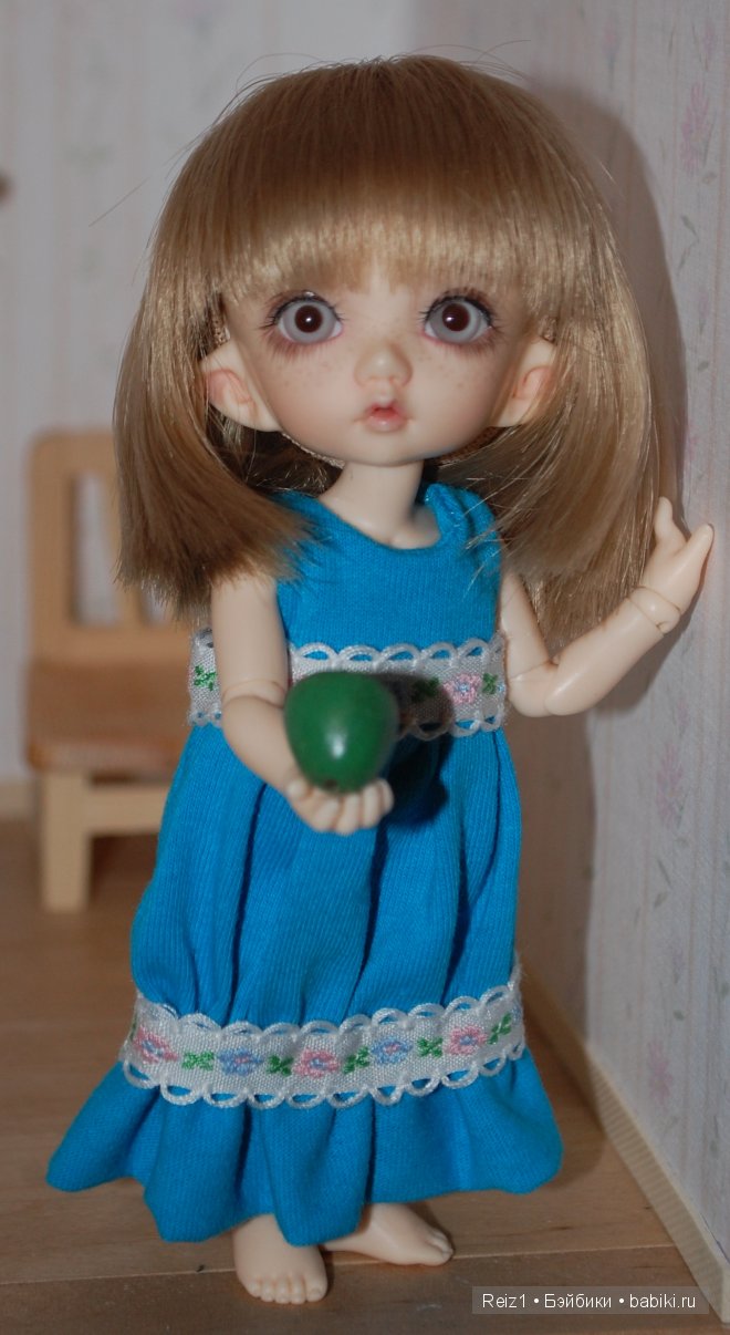 Решила накормить мою Васёну - кукольная миниатюра