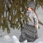 Алиса на прогулке.