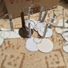 Подставка для куклы, подставки для кукол много Подставка для куклы, подставки для кукол много