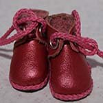 Мой первый блинчик. Кожаная обувь для паолочки.