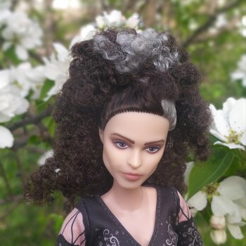 Беллатриса Лестрейндж ( Портретная кукла актрисы Элены Бонем Картер)