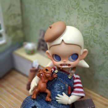 Джоан ( Джонни) (Гибрид Zsiga Pop Mart)