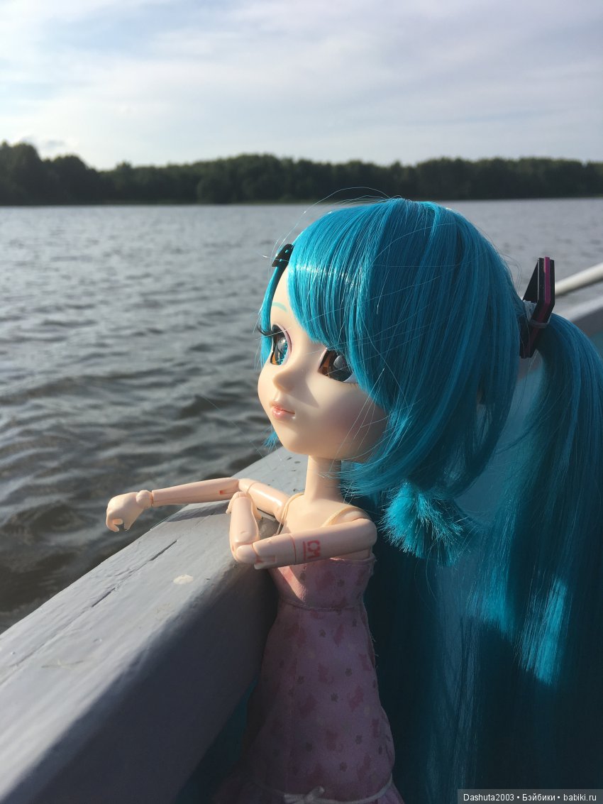 Вновь отправляемся в плавание! Путешествие по реке с Pullip Hatsune Miku и Pullip Ludmila