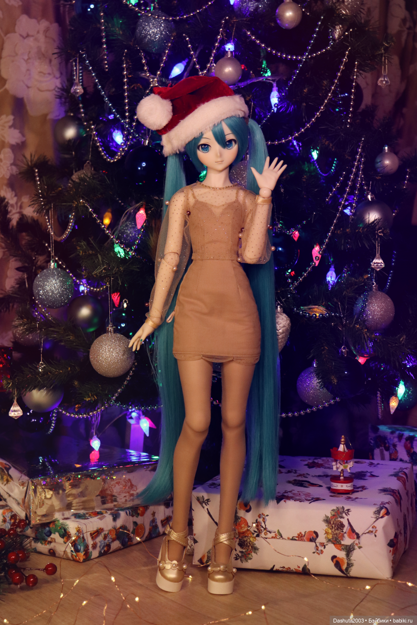 С Новым Годом! Отмечаем праздник вместе с Hatsune Miku (фото 4)