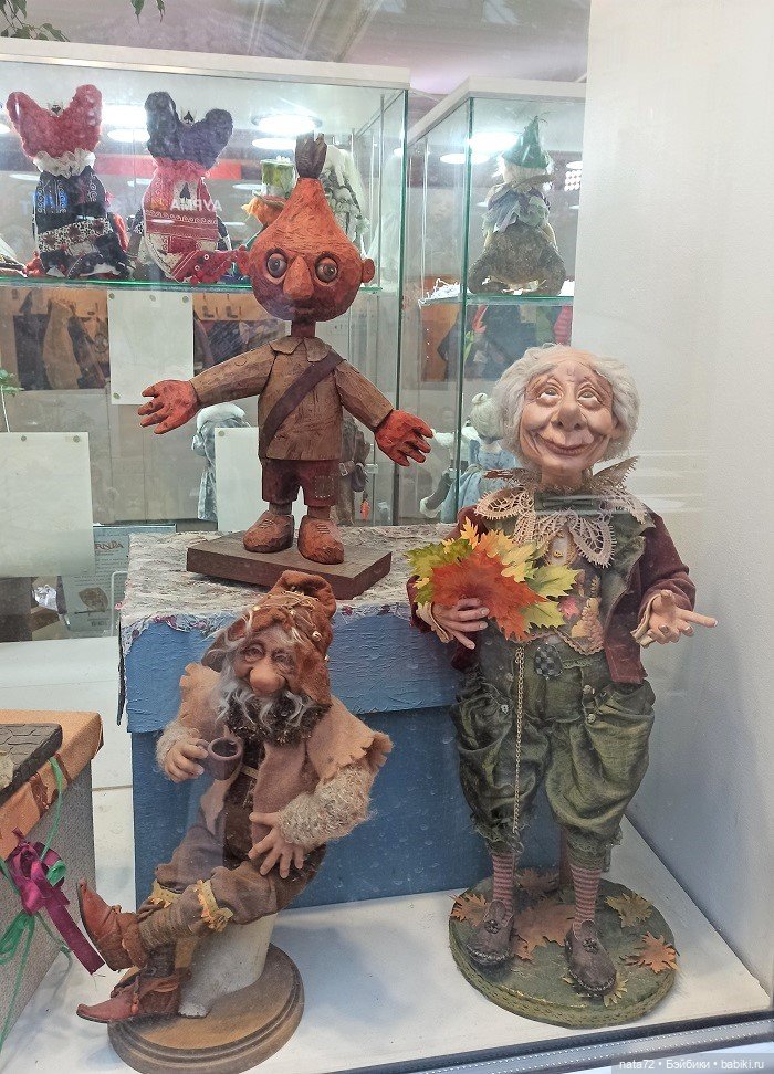 Куклы в витринах Московского театра кукол (фото 10)