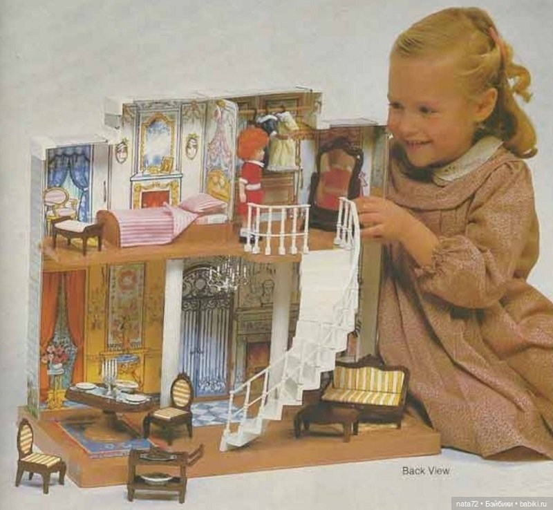 "Маленькая сиротка Энни". История одной куклы