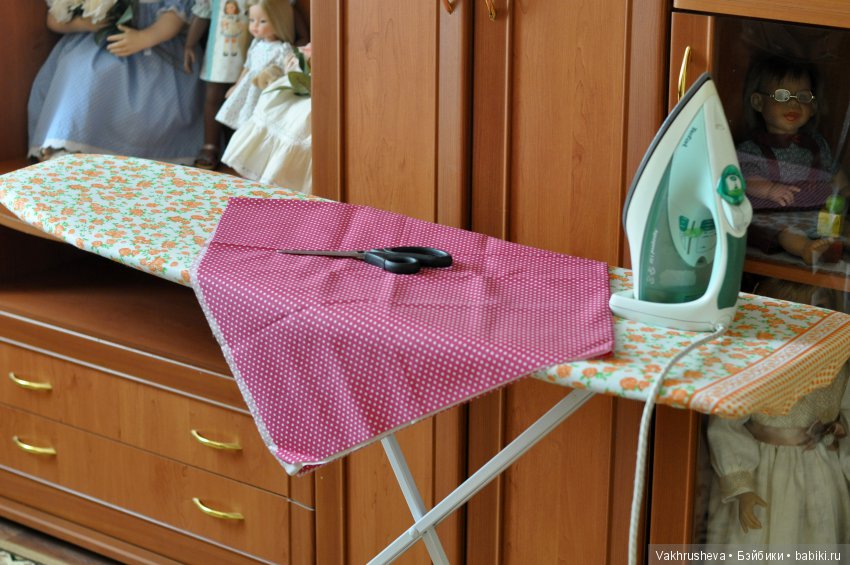 История одной комнаты — Хранение кукол и материалов: организация рабочего места