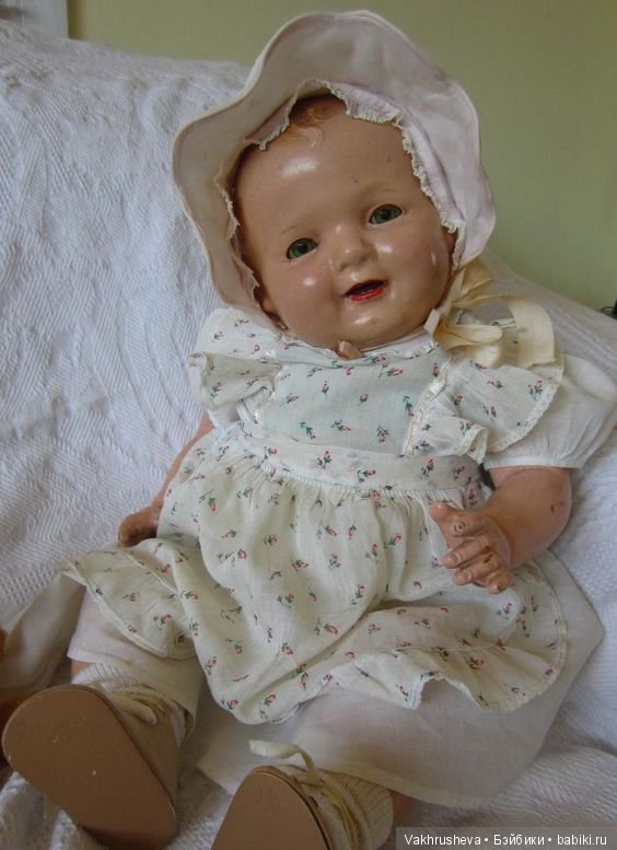 Одежда для антикварных пупсов. Много фото для вдохновения