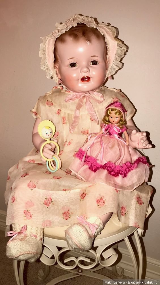Одежда для антикварных пупсов. Много фото для вдохновения