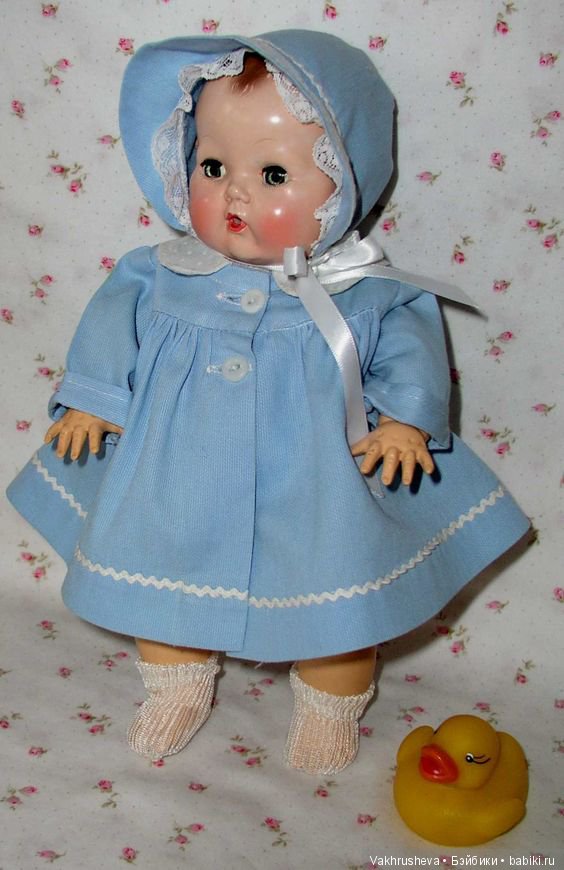 Одежда для антикварных пупсов. Много фото для вдохновения