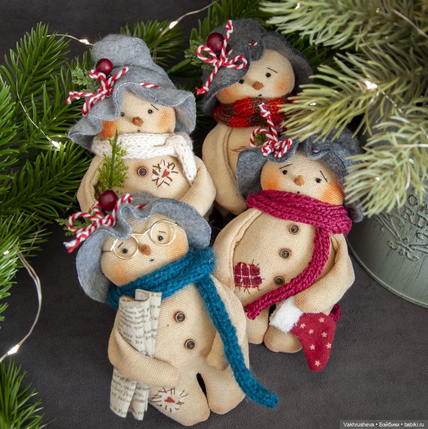 Октябрь на моём столе — Одежда и обувь для кукол своими руками: фото (фото 6)