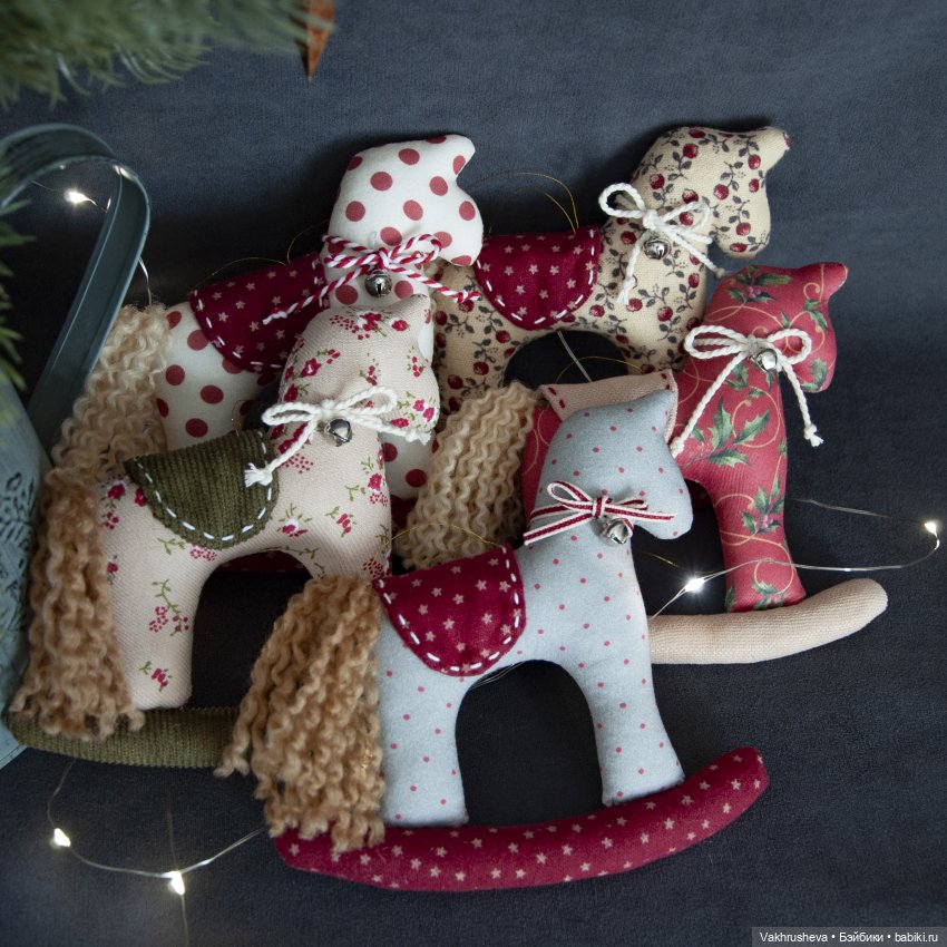 Октябрь на моём столе — Одежда и обувь для кукол своими руками: фото (фото 3)