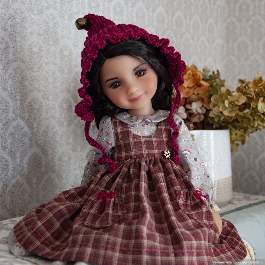 Октябрь на моём столе — Одежда и обувь для кукол своими руками: фото (фото 10)