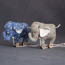 Игрушки для кукол - слоники