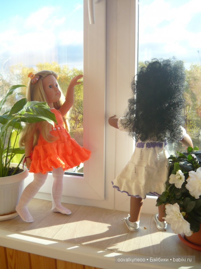 Прогулка по балкону или какие мы у мамы. Куклы Готц (фото 2)