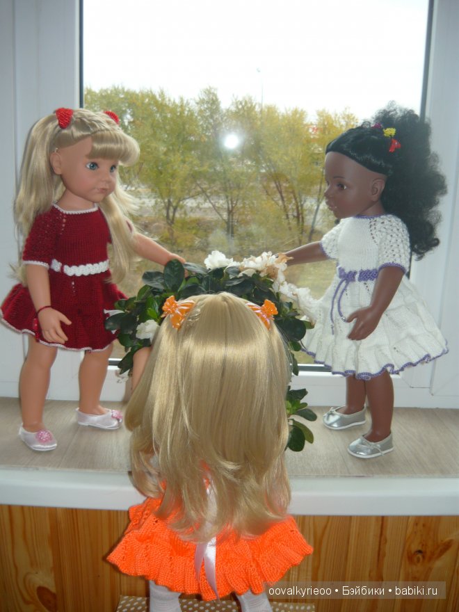 Прогулка по балкону или какие мы у мамы. Куклы Готц (фото 8)