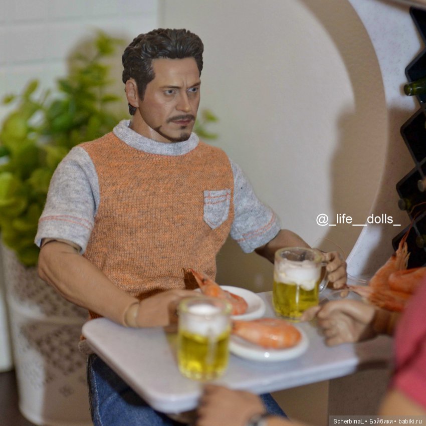 Мини бар для мини мужчин — Мебель для кукол и домиков: фото