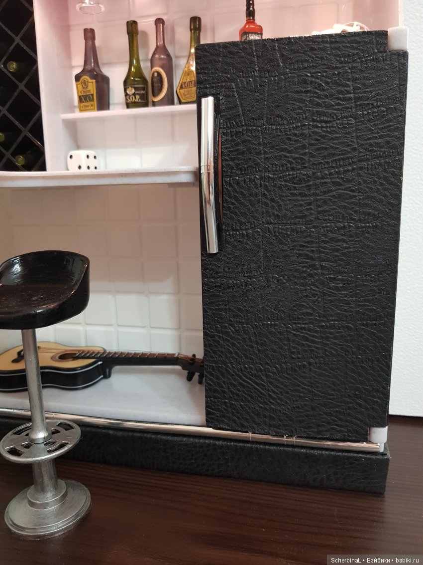 Мини бар для мини мужчин — Мебель для кукол и домиков: фото (фото 9)