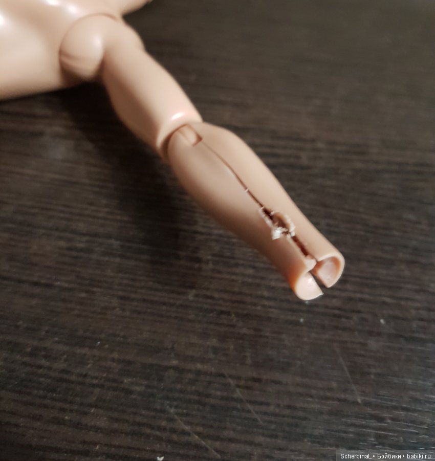 Даже не пытайтесь! Замена ладоней маттеловским Кенам (фото 5)