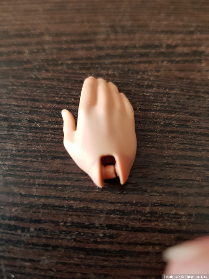 Даже не пытайтесь! Замена ладоней маттеловским Кенам (фото 7)