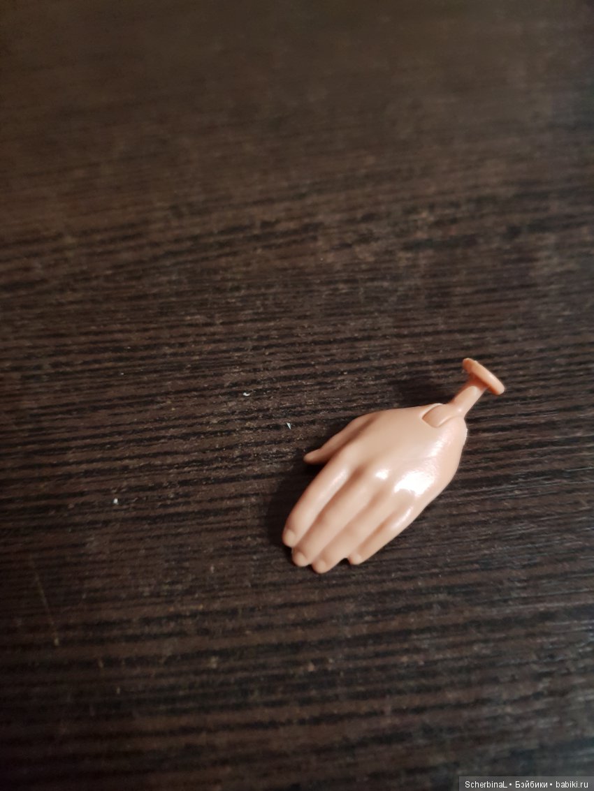 Даже не пытайтесь! Замена ладоней маттеловским Кенам (фото 6)