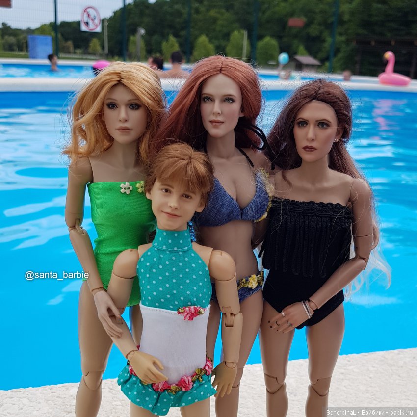 Три с половиной грации. Девочки отдыхают