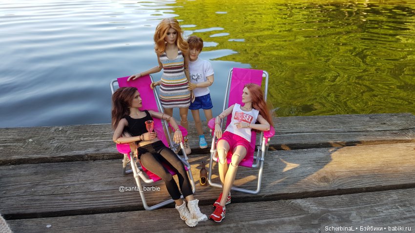 Три с половиной грации. Девочки отдыхают