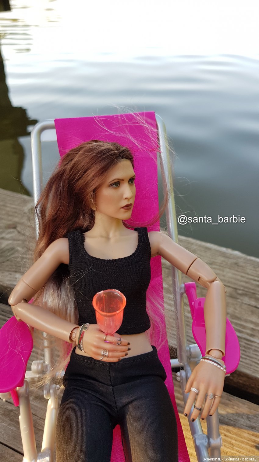 Три с половиной грации. Девочки отдыхают