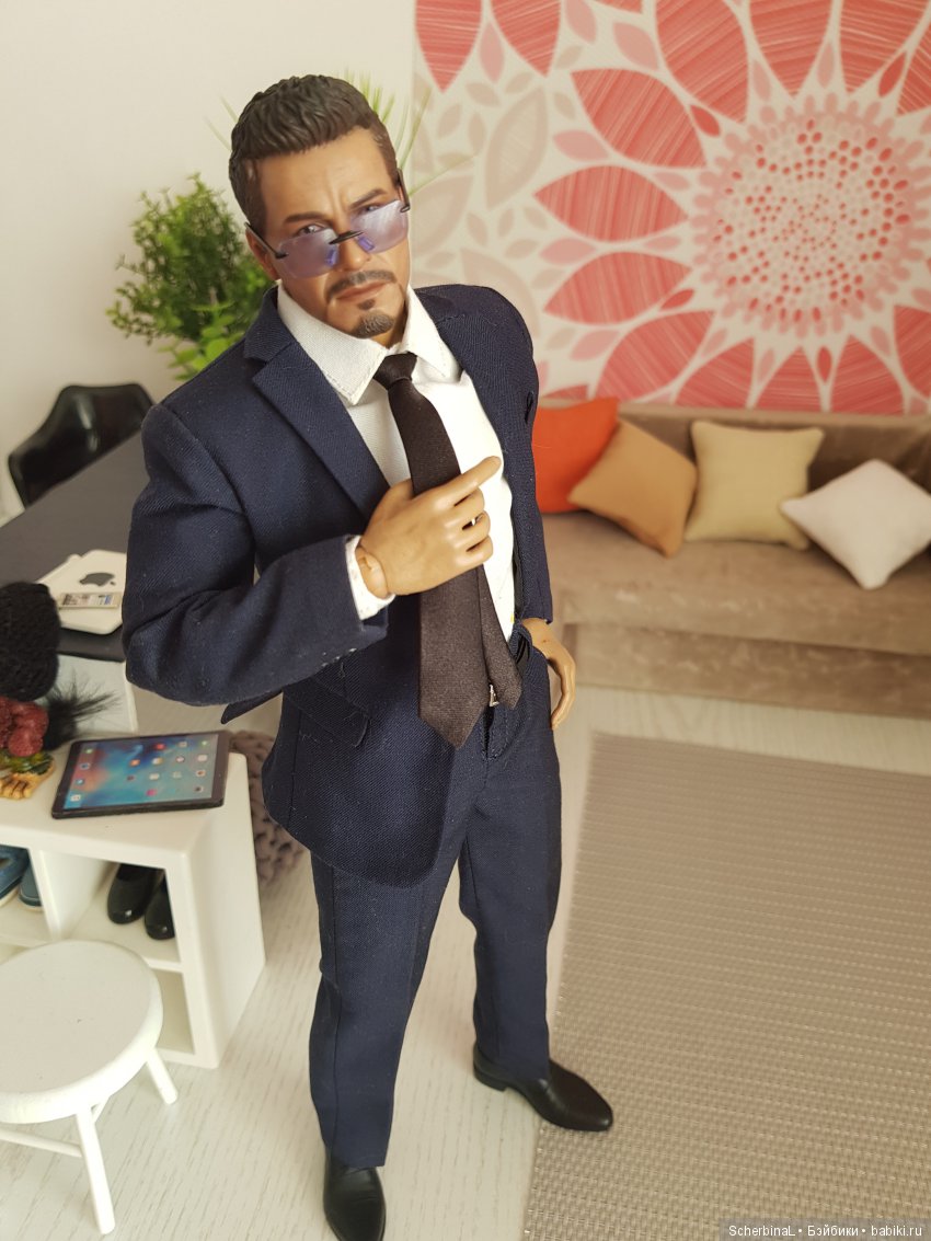 Трое из ларца. Tony Stark