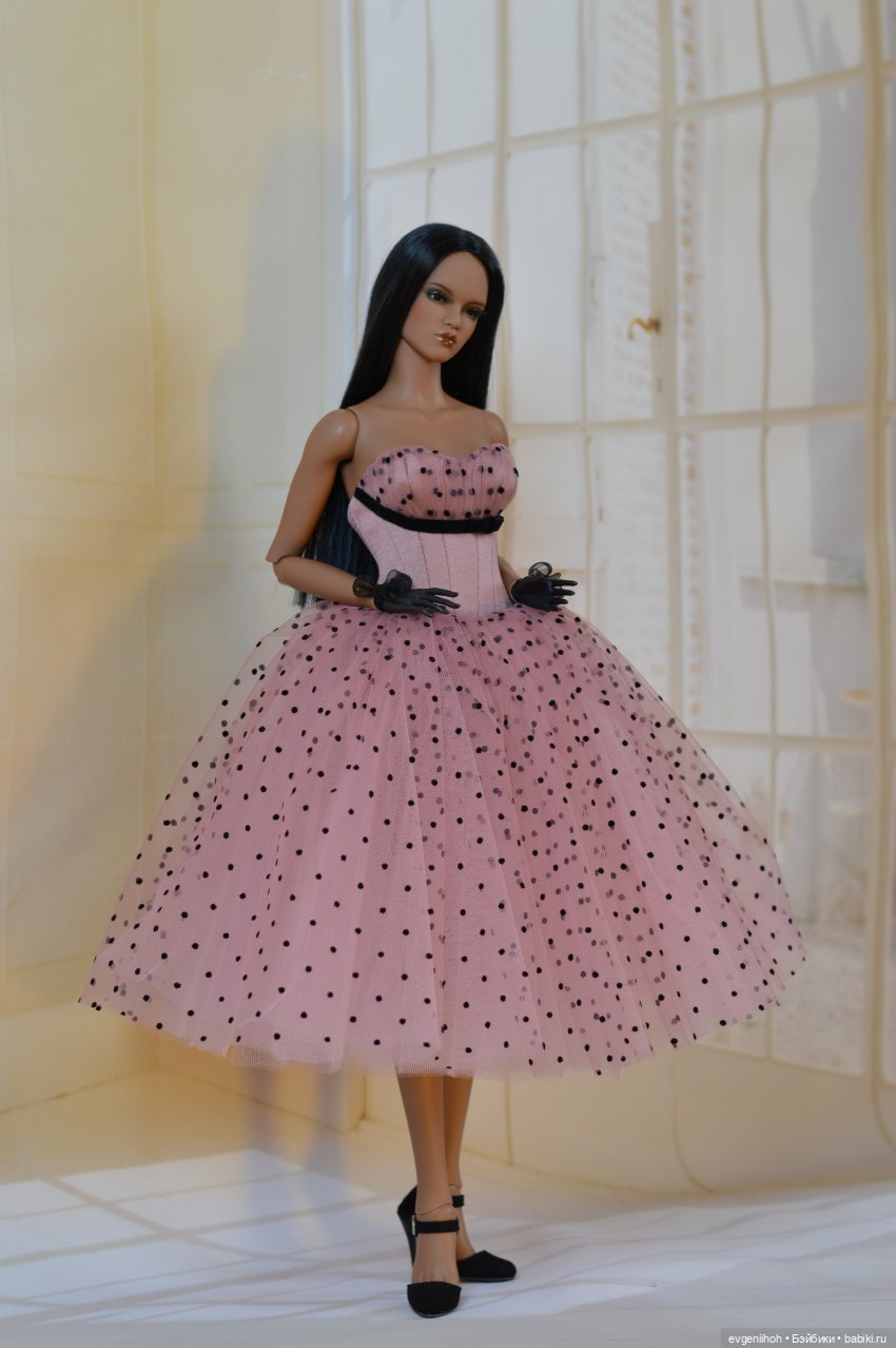 Новые платья для любимых девушек Иплхаус (фото 2)