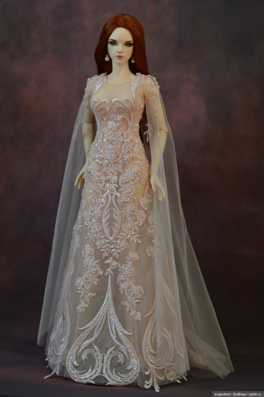 Новые платья для любимых девушек Иплхаус