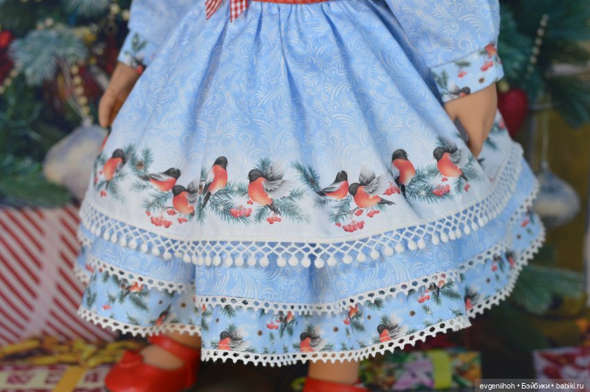 "Снегири прилетели!" Новые праздничные наряды для куколок Готц (фото 6)