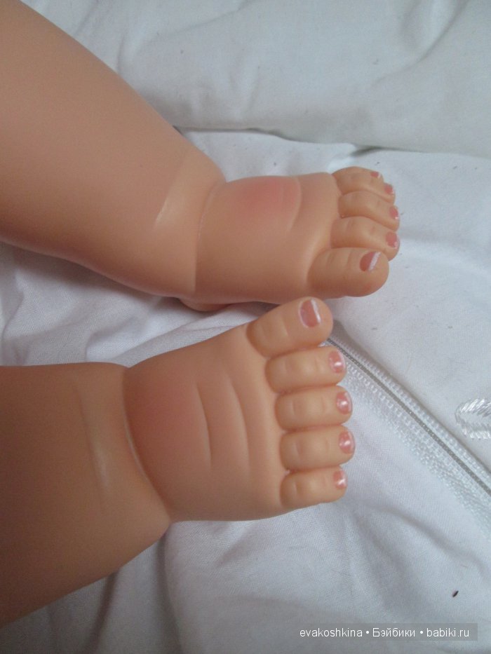 Новая "весенняя" Анечка ООАК с карими глазками