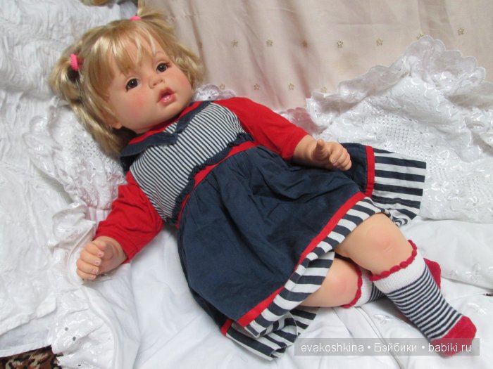 Новая "весенняя" Анечка ООАК с карими глазками